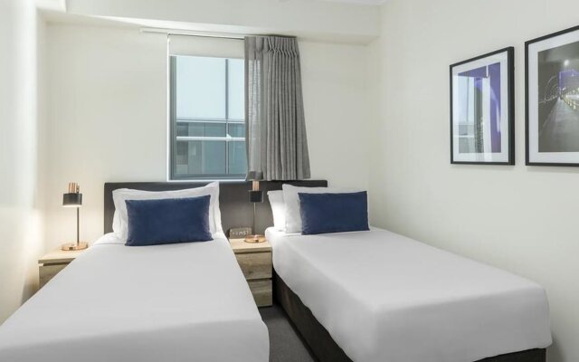 Oaks Brisbane on Margaret Suites