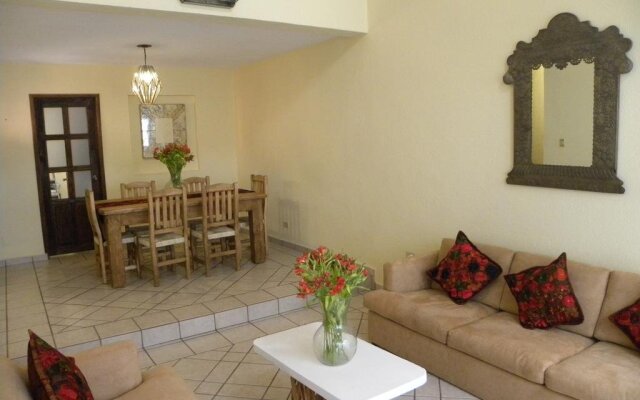 Casa Lucero