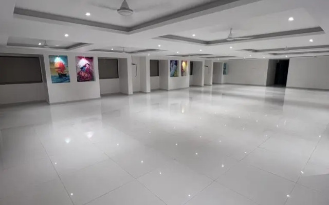 Hotel Modi Samrat