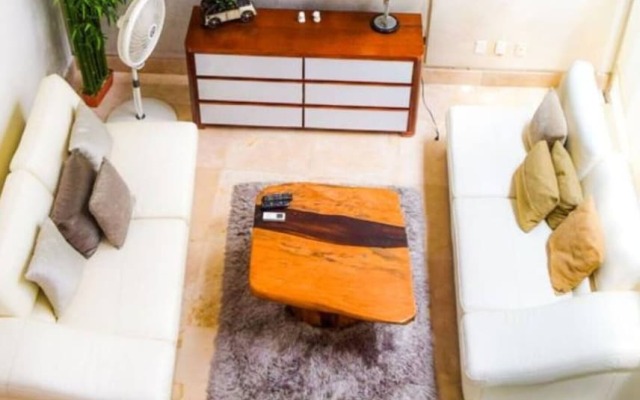 LUXURY CONDO STEPS FROM 5th AV & BEACH