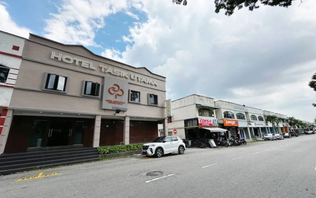 OYO 91150 Hotel Tasik Utama