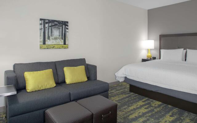 Hampton Inn & Suites Irvine-Orange County Airport