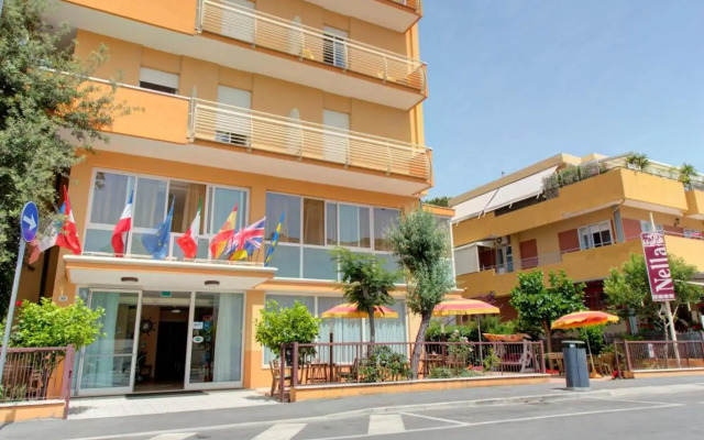 Hotel Nella