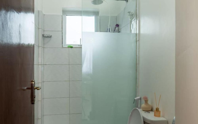 2BR Apartment in Mombasa - Pool & Near Beach