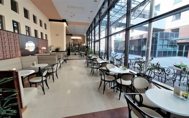 Hotel Gromada Centrum Warszawa 4*