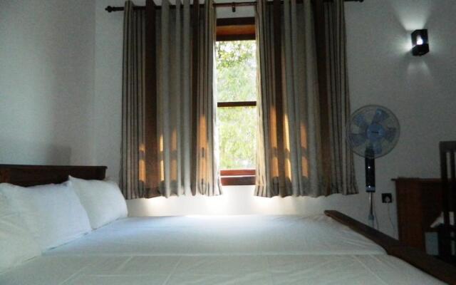 Birds Paradise Hotel