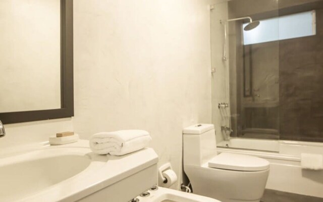 w Centric 1BR w AC in Miraflores