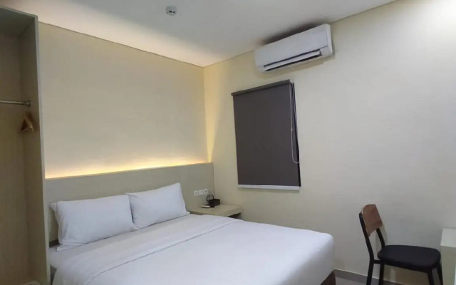 Red Chilies Hotel