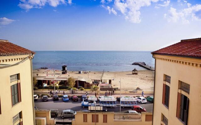 Litus Roma Hostel