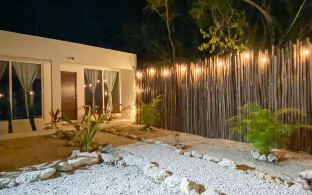 Villa Kuxtah, Beautiful bungalow with Private Pool