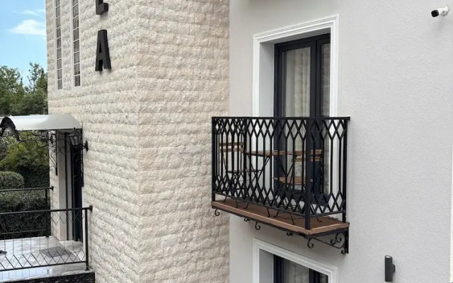 Viola Hotel Budva