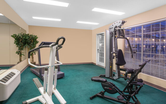 Baymont By Wyndham Prattville/Montgomery