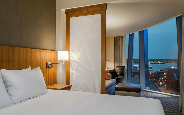 Hyatt Place Portland Downtown - Old Port Square