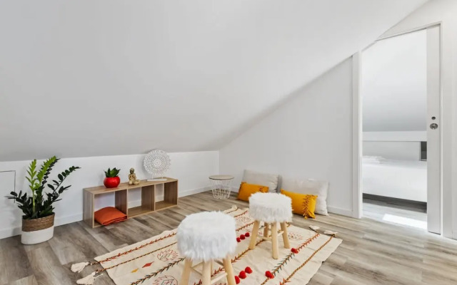 Villa Cam lia by Homie