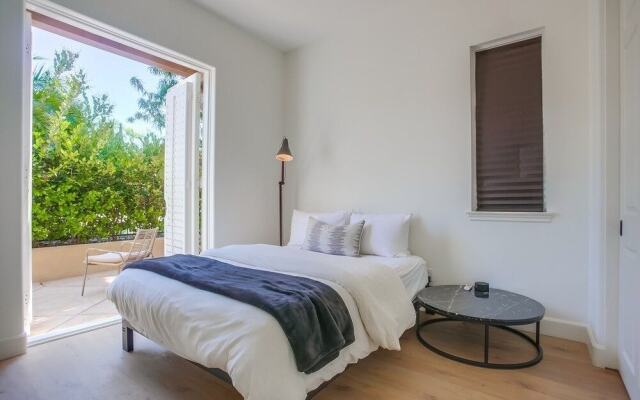 North Shore 5 Bedroom Home