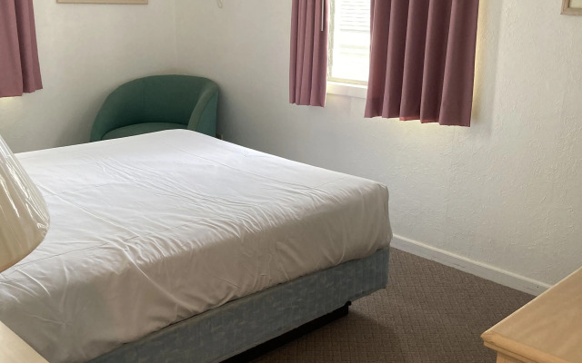 Rambler Motel & Apartments