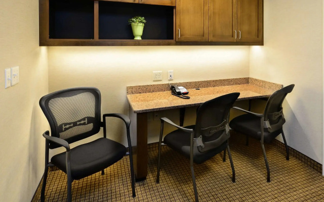 Hilton Garden Inn Greensboro Airport