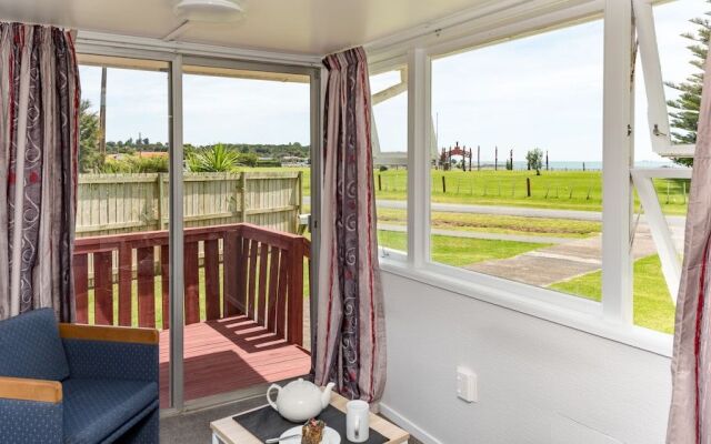 Waitangi Beach Bach 30B
