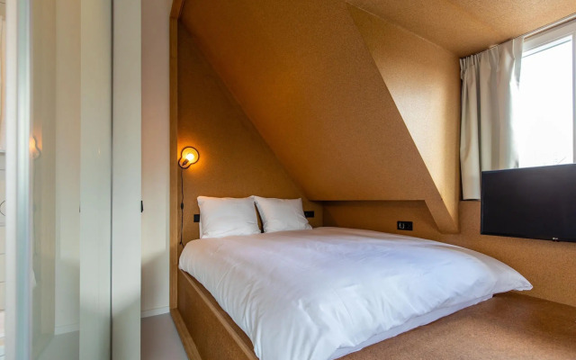 the bellhop hotel