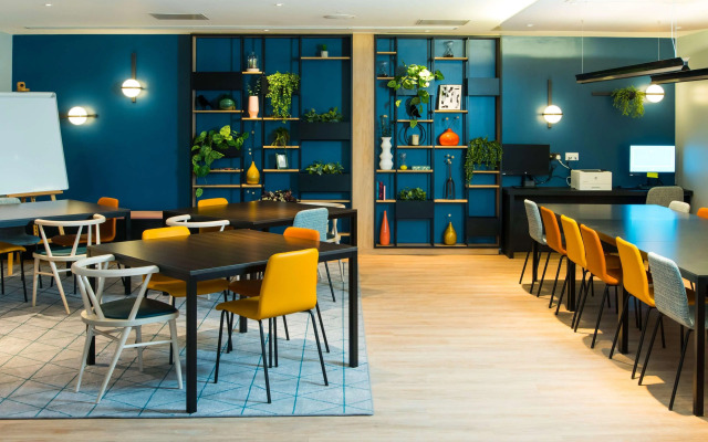 Hampton by Hilton London Park Royal