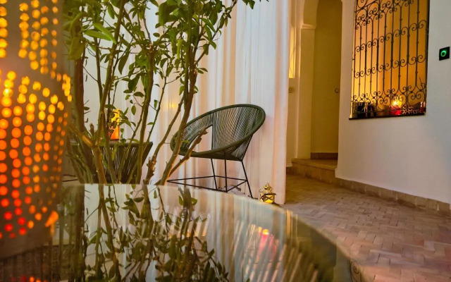 Riad Lakouas- Cannelle Room