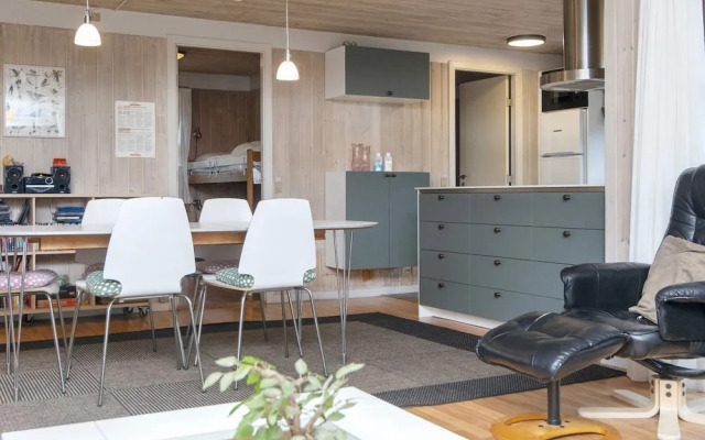 10 Person Holiday Home in Glesborg-by Traum