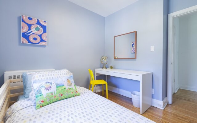 Bright 4-Bedroom in Forest Hill