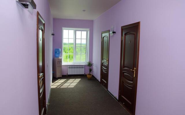 Красные холмы