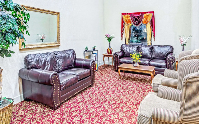 Namaste Inn & Suites Dawsonville