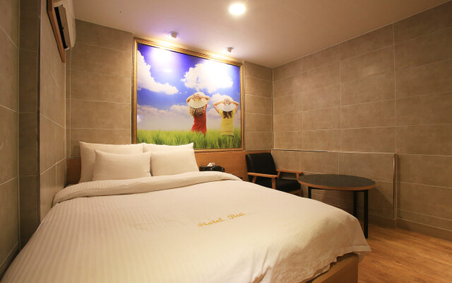 RUI Hotel