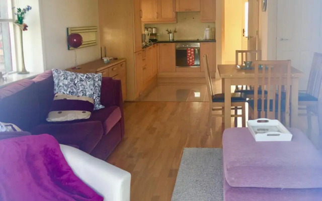 Curlew Apartment