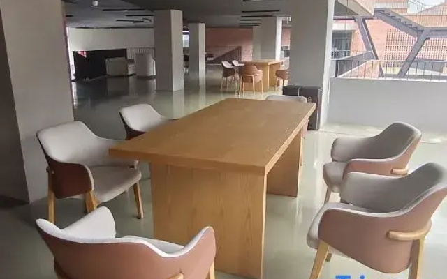 Taoyi Chaosheng Apartment (Taoxichuan Cultural and Creative Block)