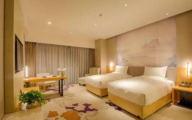 Ramada Encore Lingbao