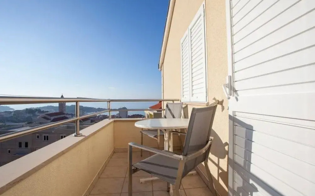 Apartment Almera N8