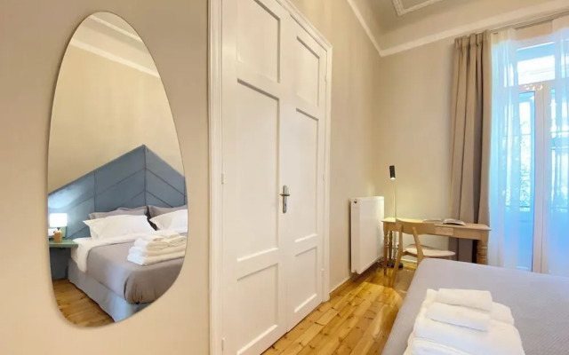 Live in Athens PANGRATI Fine Residence