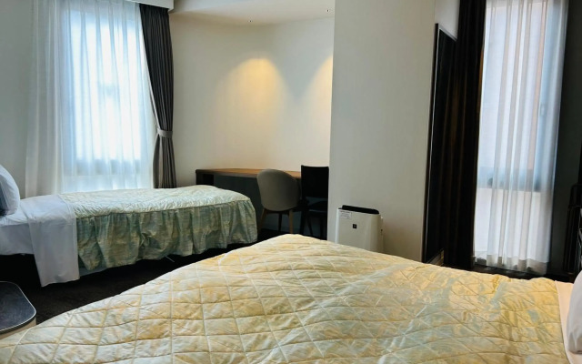 Ginza International Hotel