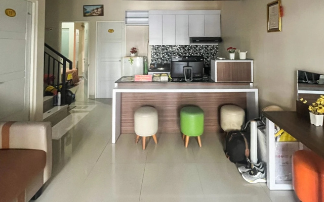 Homestay Harmony Syariah RedPartner Near Juanda T2