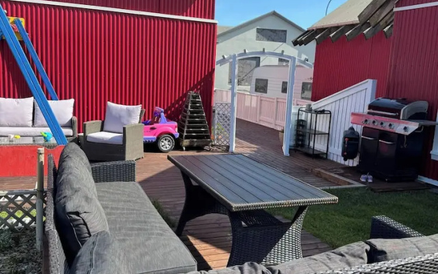 The Cozy Caravan Vestmannaeyjar