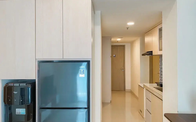 Restful And Chic 2Br At Meikarta Apartment