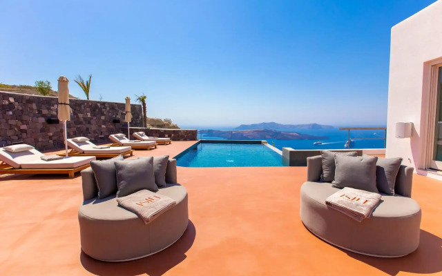 Islet Santorini