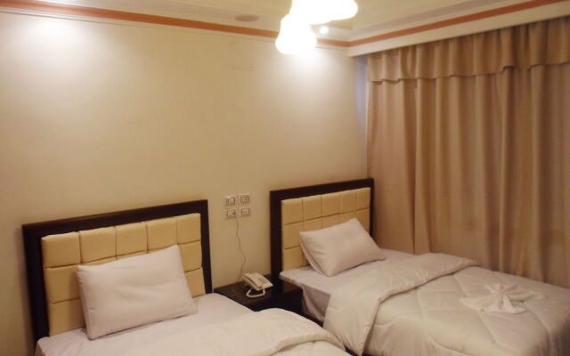 Mandarin Hotel