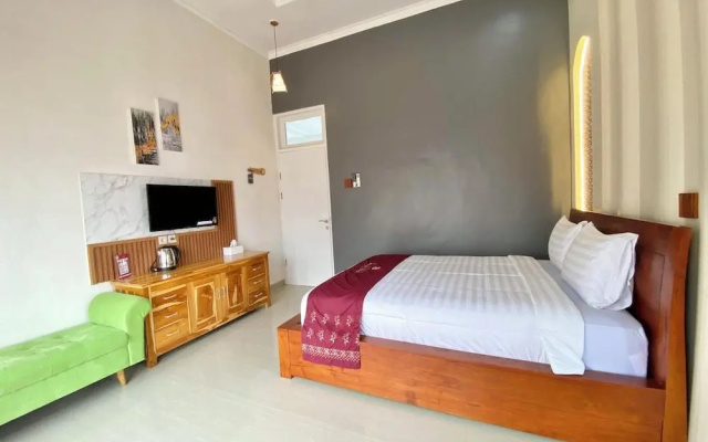 Omah Ulfah Homestay – Guest Rooms – Banyuwangi
