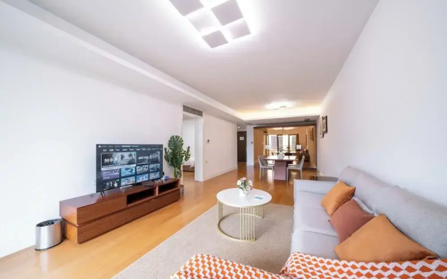 Tyms Modern 2BR 1BA Suite Xujiahui Malls