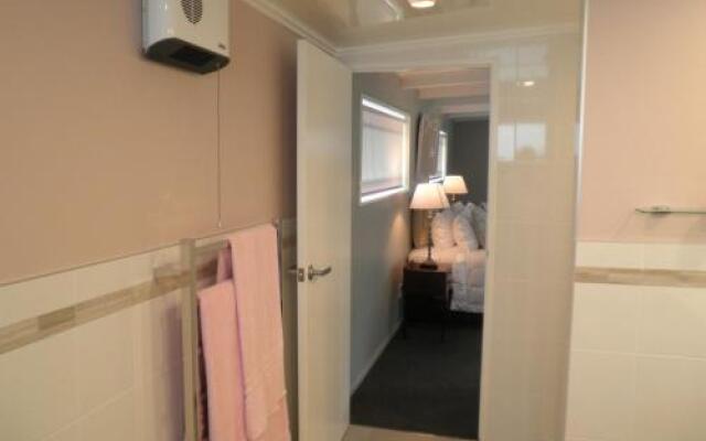 Firth Street Mews B&B