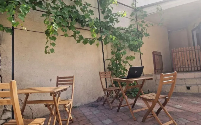 Buddha hostel