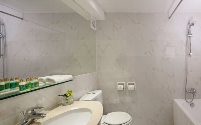 Beijing Landmark Hotel