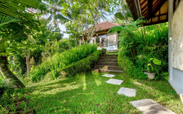 Umah Shanti Villa