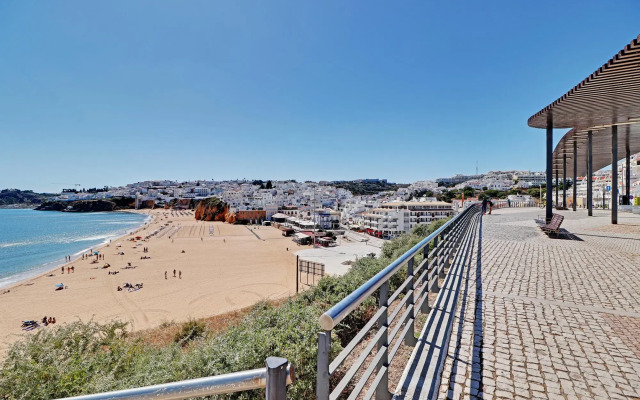 Albufeira Ocean View 2 by Homing