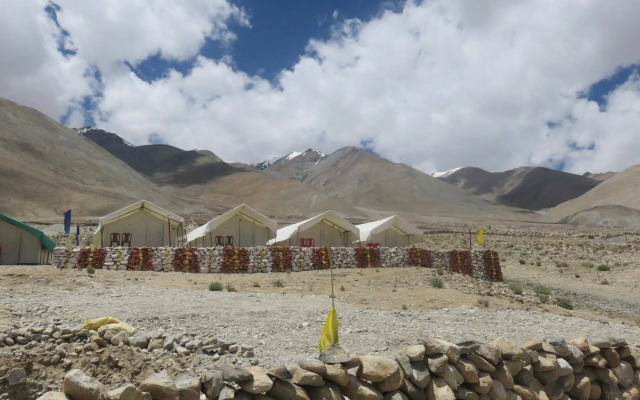 Camp BlueWaters - Pangong