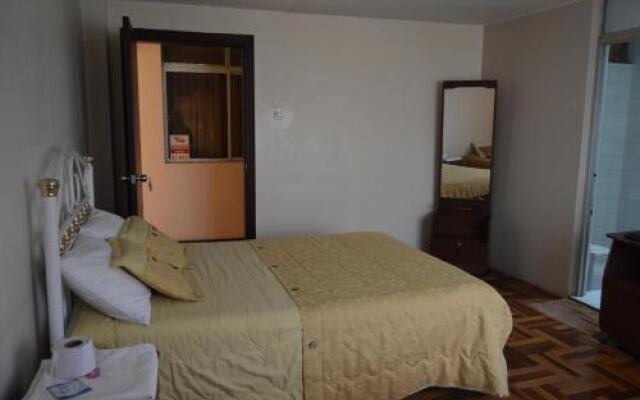 Hotel Santiago